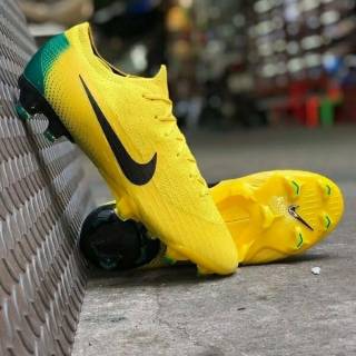 sepatu bola nike vapor 360