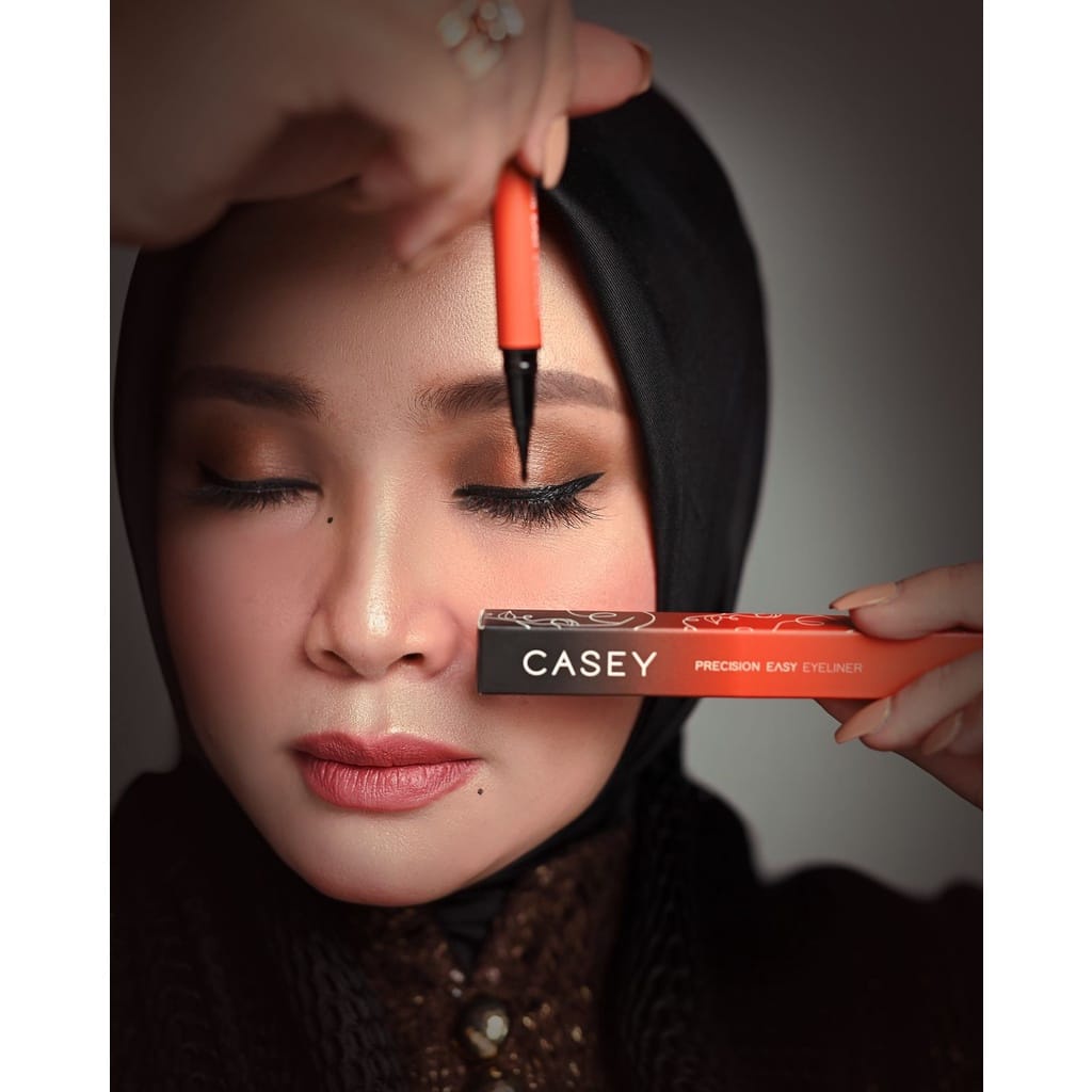 CASEY Precision Eyeliner