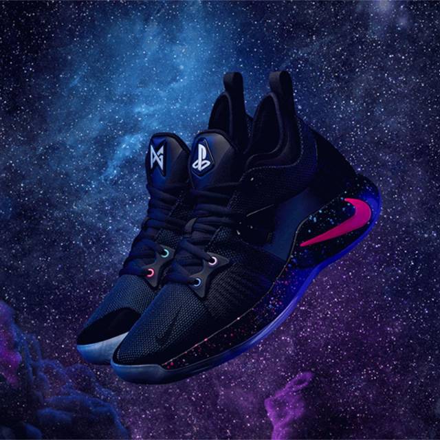 Nike PG 2 x PlayStation