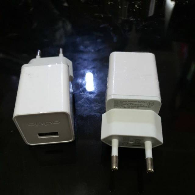 Batok ces charge adaptor 1usb oppo ak903 ak933 2A