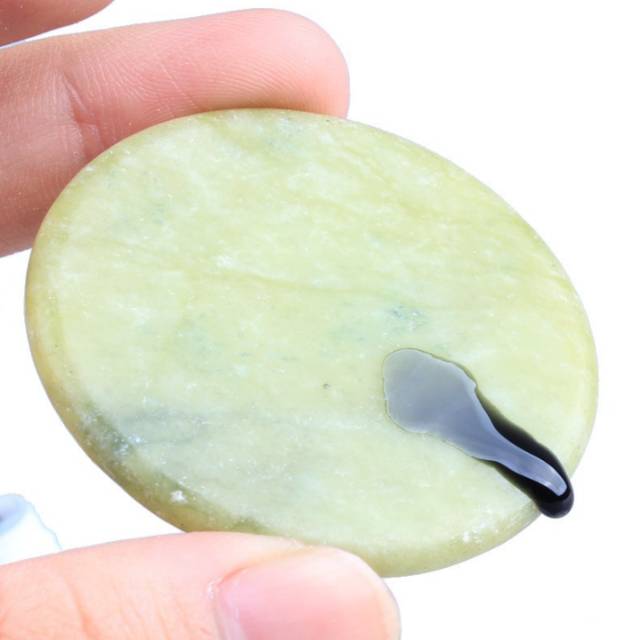 Jade Stone Eyelash Extension / Palette Glue