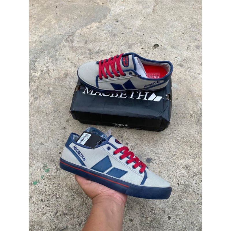 Macbeth James Medium Grey