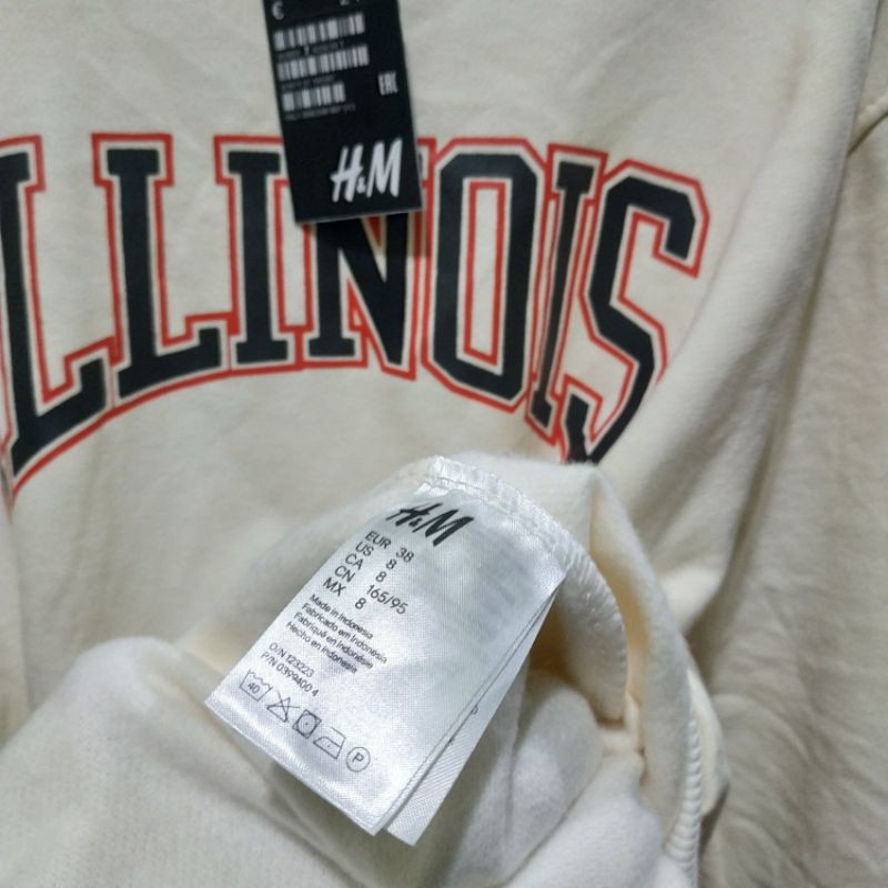 Hnm Sweater Crewneck Cream Pria Wanita Cewek Cowok H&amp;m ILLINOIS Full Tag Label Free Paper bag