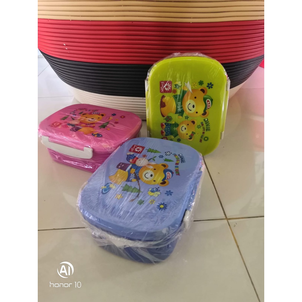 Kotak Makan Sunlife Peggy 090