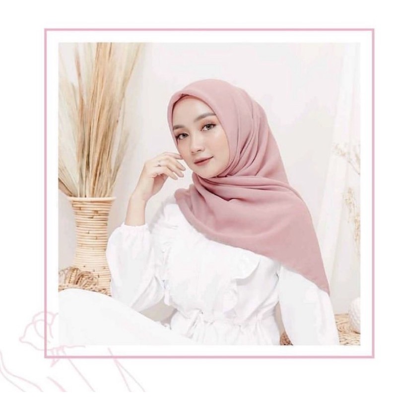 JILBAB SEGIEMPAT BELLA SQUARE