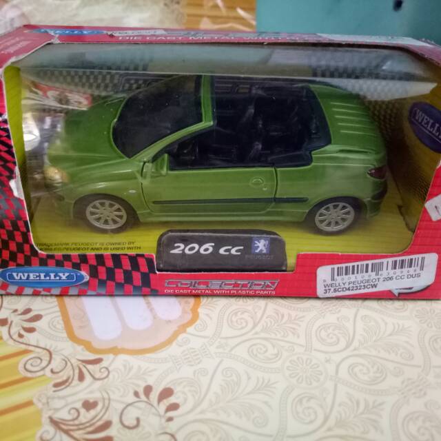 Diecast Mobil Peugeot 206 cc
