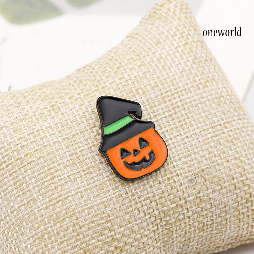 OW@ Halloween Unisex Cat Pumpkin Lantern Witch Brooch Pin Cardigan Bag Badge Decor