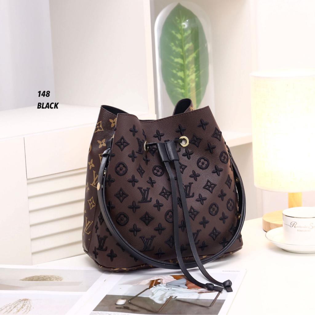  Tas  LV Serut Bordir 148 GROSIR  TAS  IMPORT TAS  MURAH  TAS  