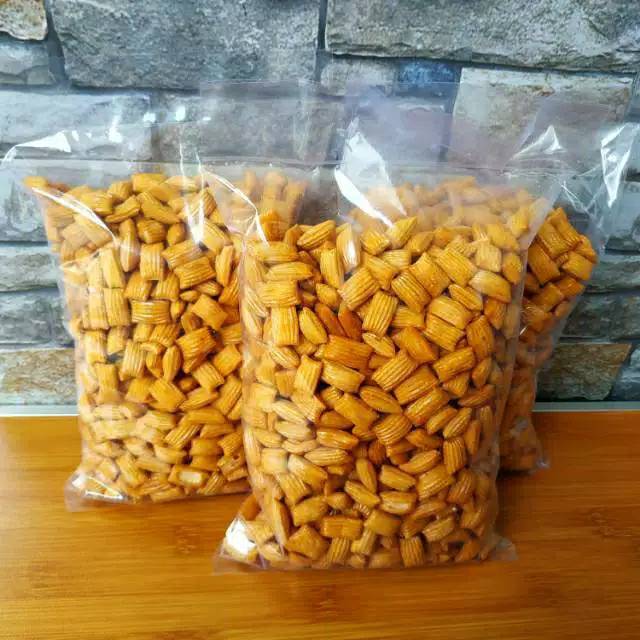 

Cemilan pang peng kemasan 250 gr