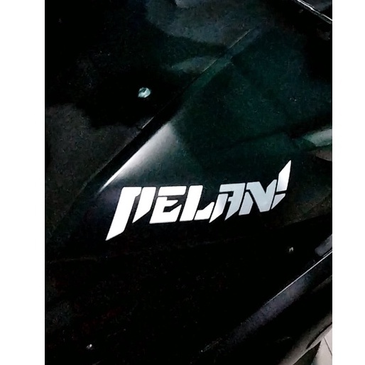 Stiker Cutting Motor Racing PELAN V2 Variasi Motor,Helm Viral Cutting Tulisan Keren Untuk Motor Beat