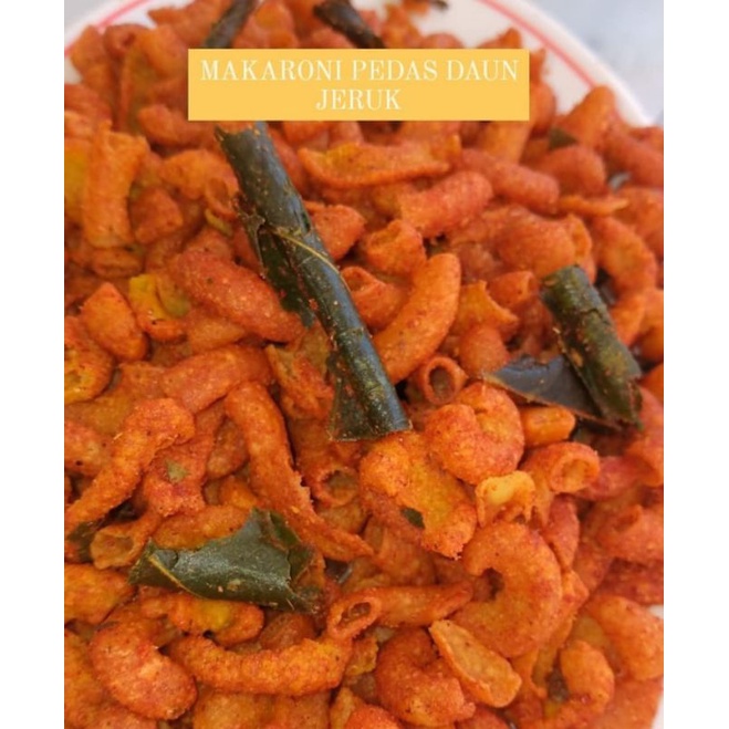 

CEMILAN MAKRONI PEDAS DAUN JERUK