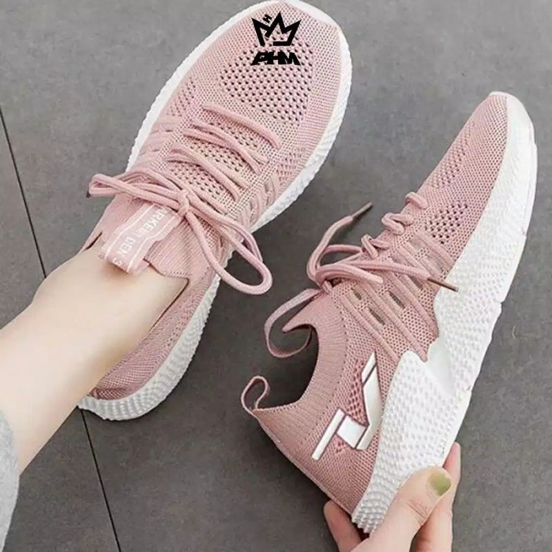 Sepatu Sneakers Wanita Fashion | Sepatu Casual Keren | Sepatu Import Kekinian | Sepatu Cewe Bagus