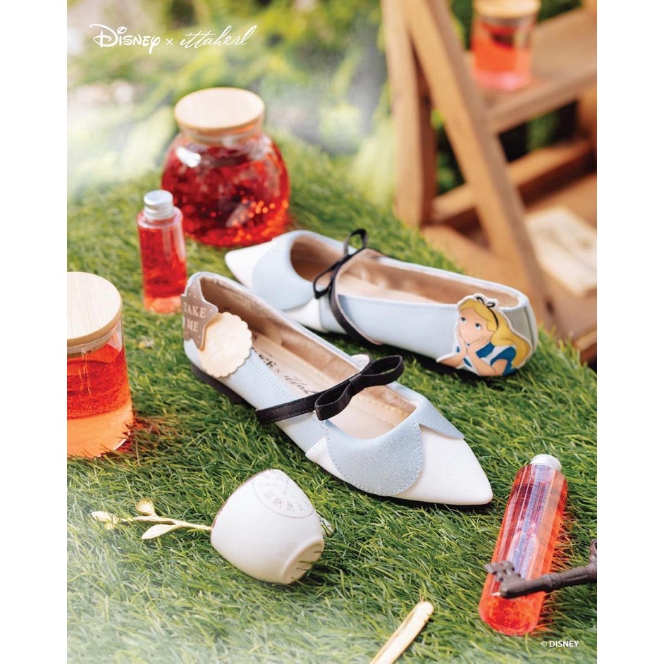 Ittaherl Alice Maxi Pointy Sky (Alice in Wonderland) - Size 39