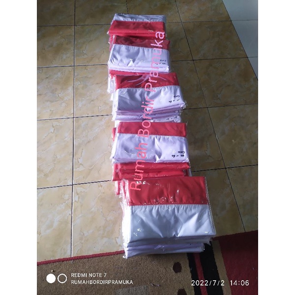 BENDERA MERAH PUTIH BENDERA INDONESIA KAIN ERO GOLDEN SUPER HALUS(KODIAN ISI 20BIJI)