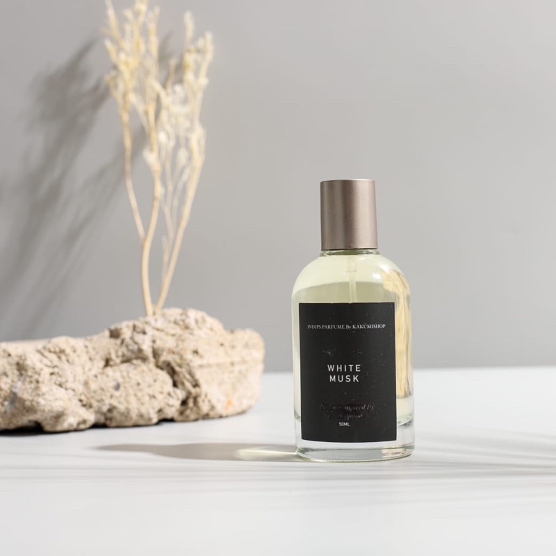 WHITE MUSK