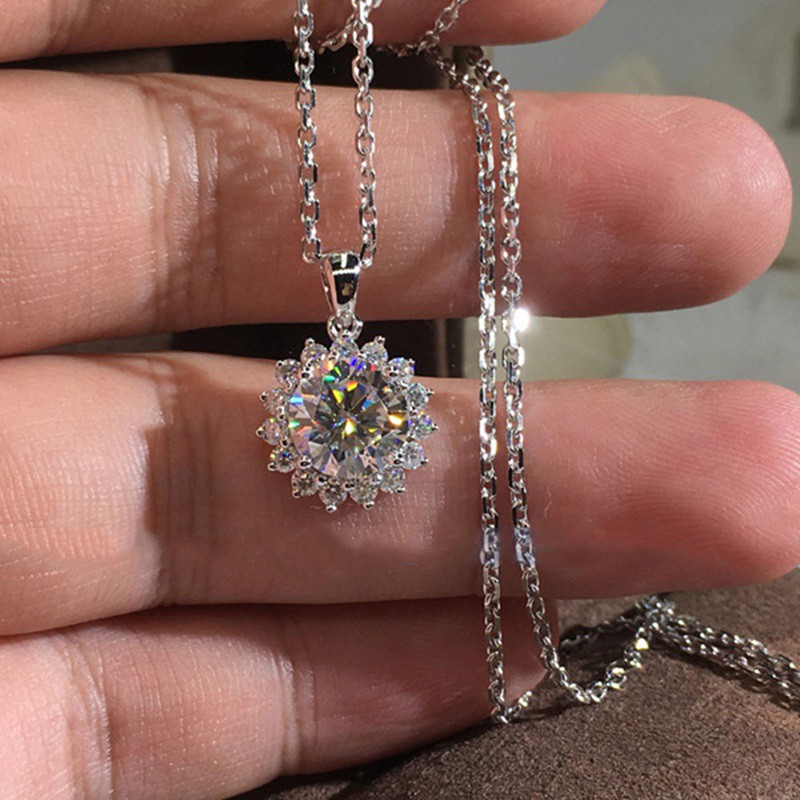 Fancyqube Kalung Rantai dengan Liontin Bunga Warna Emas untuk Hadiah Ulang Tahun