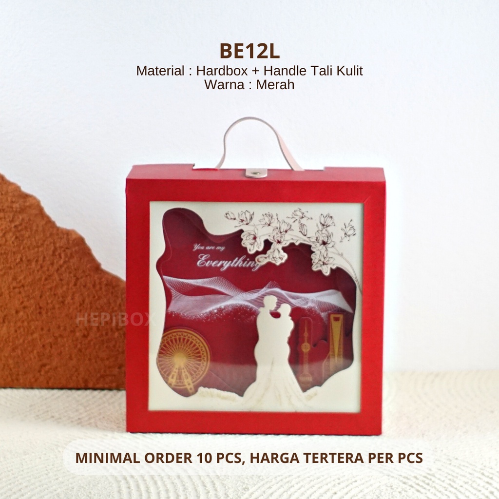 

Hardbox Bag Motif 3D / Tas Hardbox / Giftbox / Paperbag 3D / Kotak Hampers Souvenir Wedding / Handle Set Hampers | BE12L