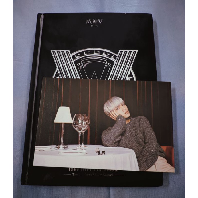 Album totms + postcard xiaojun wayV take over the moon sequel