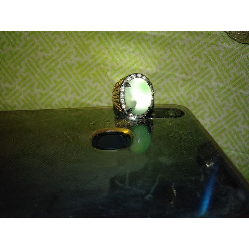 Batu Akik Anggur Hijau