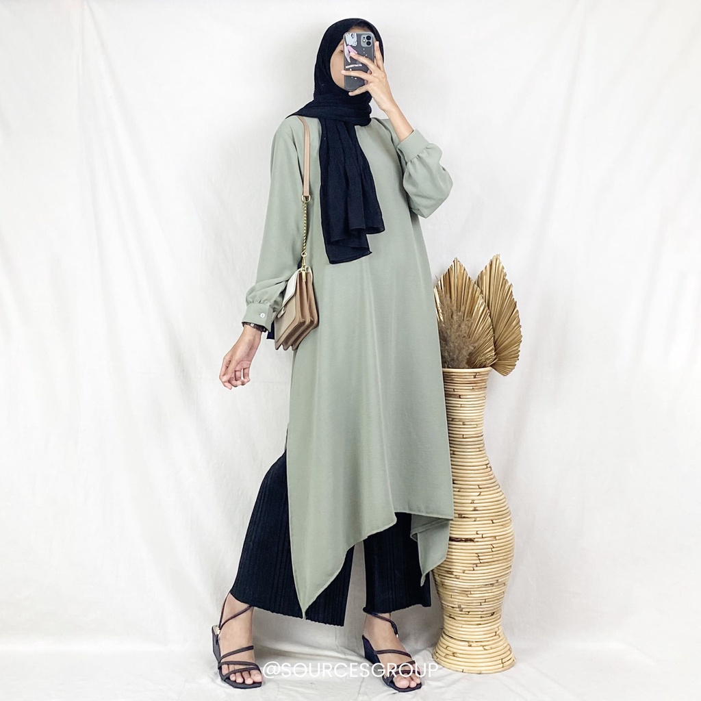 Grisya Crinkle Tunik Wanita Muslim Ada Belahan