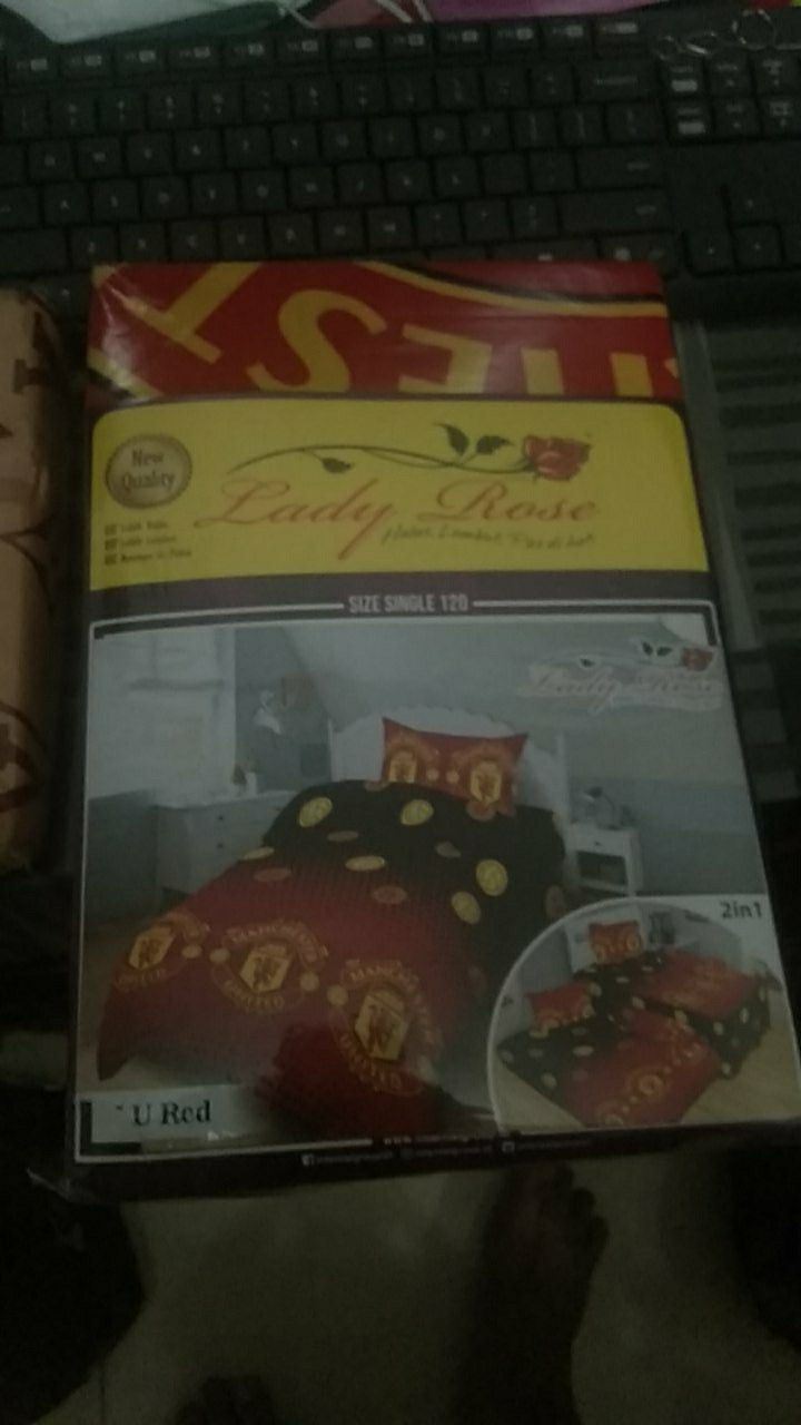 Sprei Lady Rose Mu Red Single 120 No.3 Seprai Klub Bola Inggris Epl