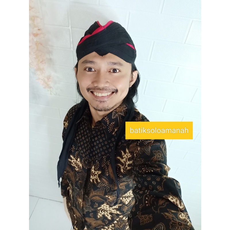 TRUNTUM LASEM SENOJOYO KEMEJA BATIK SOLO PRIA LENGAN PANJANG LAPIS FURING KATUN HALUS ATASAN BATIK PREMIUM MODERN SALENDRA TRUNTUM LASEM SALENDRA PEKSI ABU AJISAKA SEKAR JAGAT PEKSI ABU WULU ABANG GODONGAN JAGAD KUSUMO KAWUNG LINTANG PARANG AJI RAJASAKTI