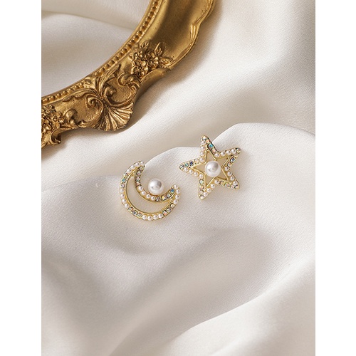 LRC Anting Tusuk Fashion Gold Coloren Stars And Moon Asymmetric Laser P25150