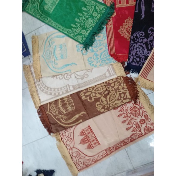 SajadahAcdcMakeena35x60silkysaten