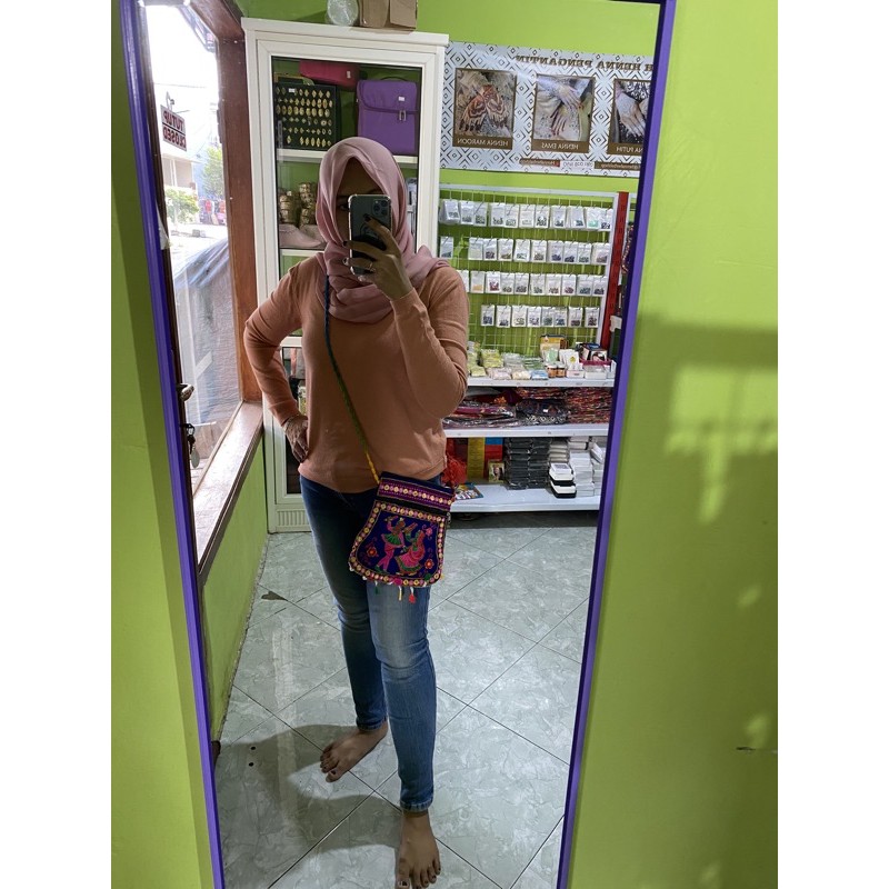 BACA DESKRIPSI / TAS SELEMPANG INDIA