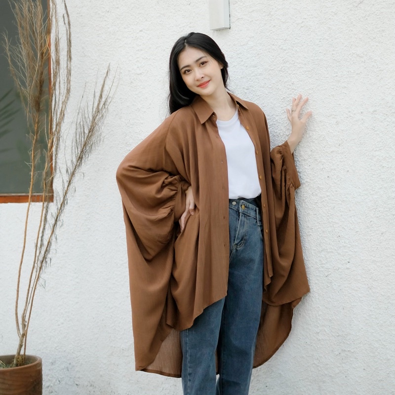 Wyn Batwing Oversized Shirt - Kemeja Batwing Oversize - Formeeoutfit