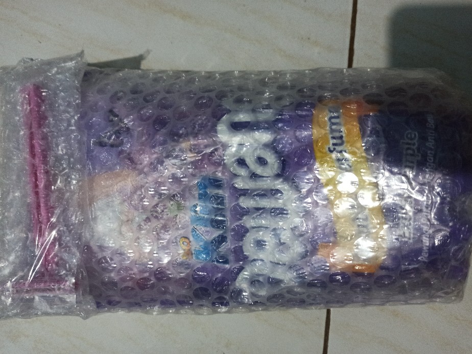 So Klin Pewangi Double Perfume 900 Ml Exotic Purple
