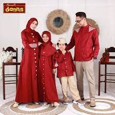 DANNIS SARIMBIT D KINGDOM MAROON