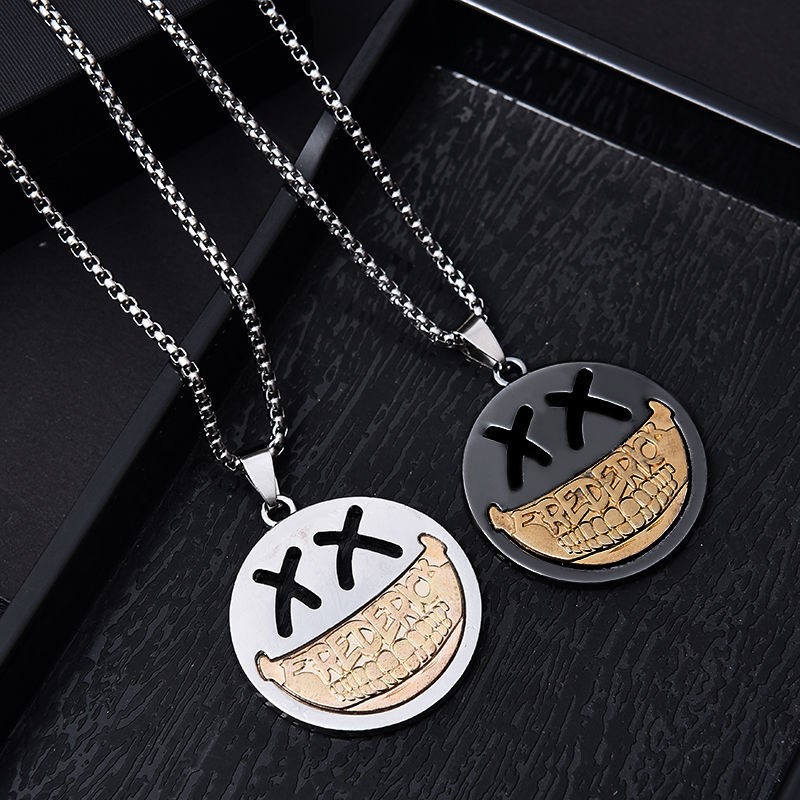 Kalung Liontin Bentuk Bulat Motif Smiley Face Bahan Alloy Gaya Hip Hop