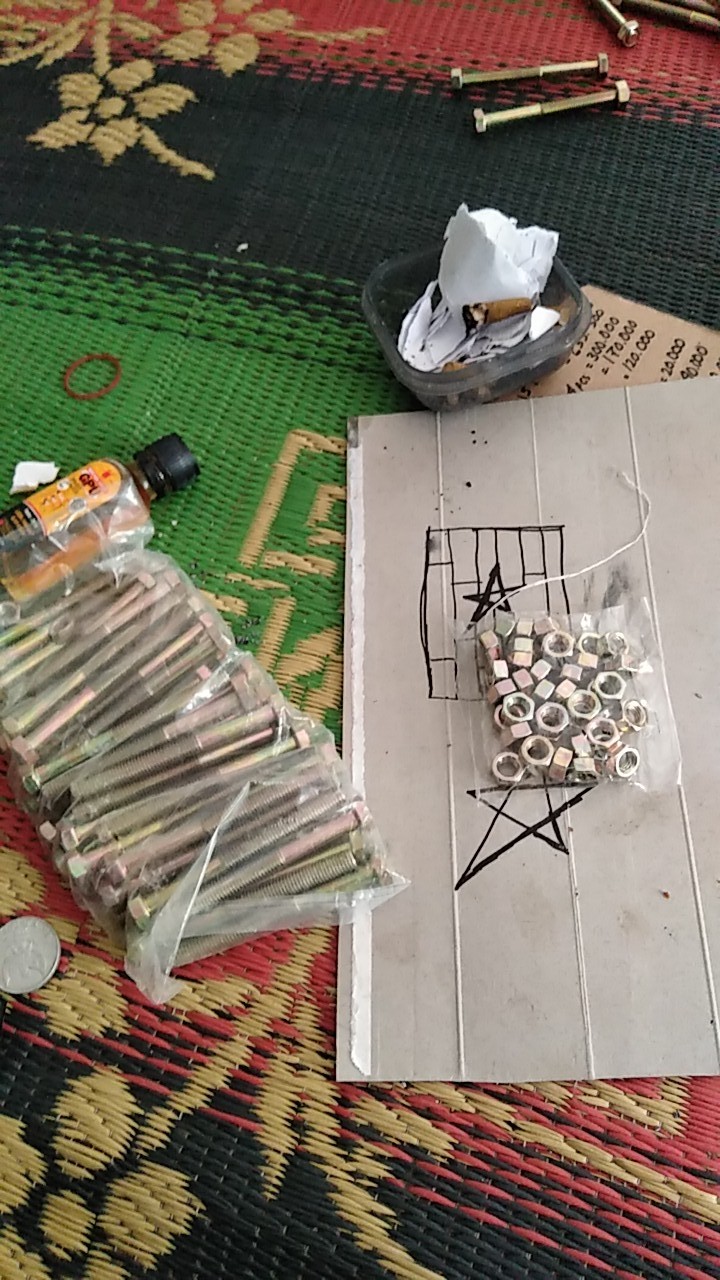 Baut Mur Hex Hexagon Bmk Kuning Besi Siku Rak Lubang M8x80mm M8x80 M8 X 80 Mm Kunci 12