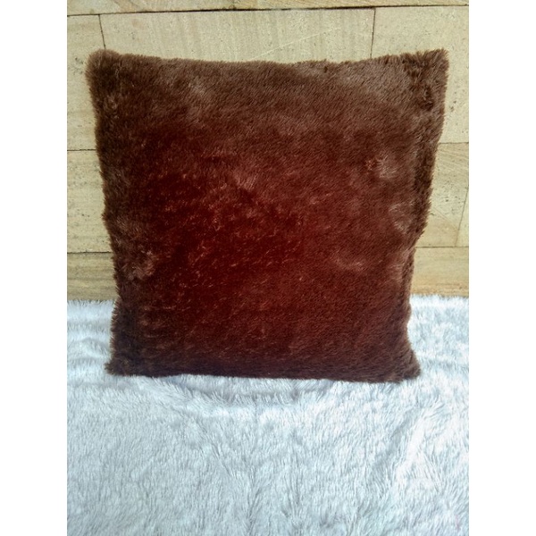SARUNG BANTAL JUMBO BULU UK 50*50 LEMBUT DAN TEBAL
