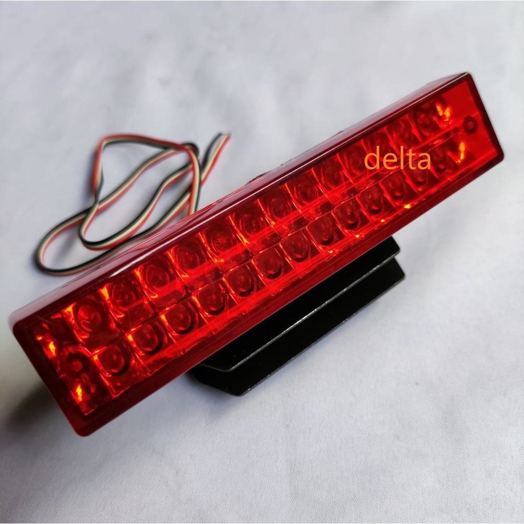 Lampu Rem LED Kotak / Brake Lamp Merah (Kedip2/ Flash) 1pc