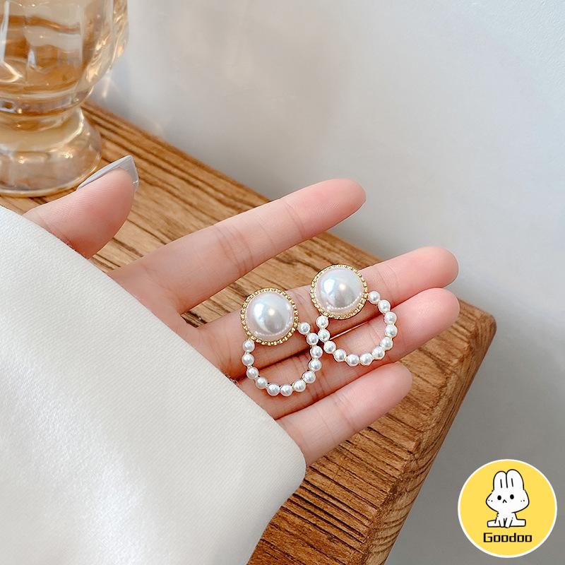 Mutiara yang sederhana dan serbaguna lingkaran anting -anting yang lembut dan elegan  elegan dan elegan -Doo