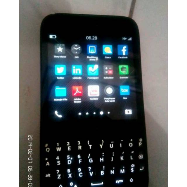 Blackberry Q5