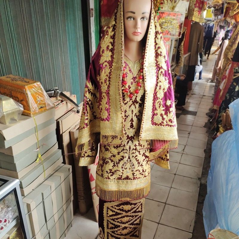 baju penganten koto gadang lengkap acesories banyak pilihan warna menarik