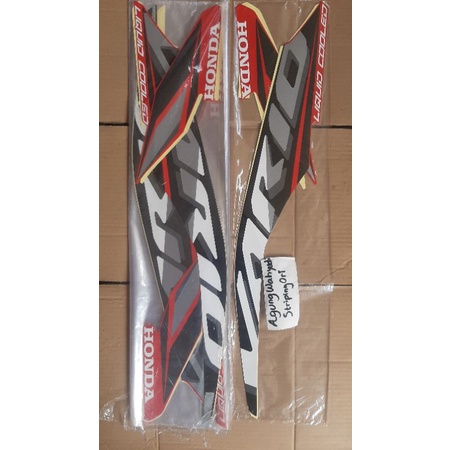STIKER STRIPING LIS BODY MOTOR HONDA VARIO 125 MERAH RED 2021 ORIGINAL ORI