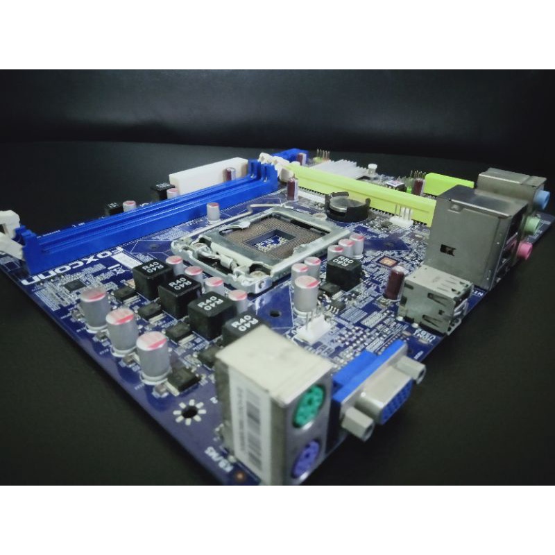 Paket Motherboard H61 Foxconn dan Processor Intel Core i5 3470 plus fan