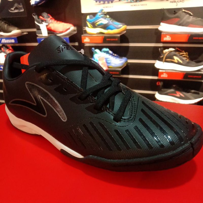 Sepatu Futsal Specs Hydra Pro IN Triple Black