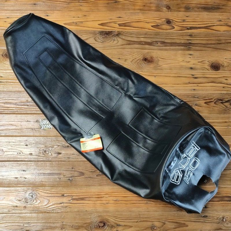 SARUNG COVER JOK VESPA EXCEL KULIT JOK VESPA EXCEL 150 DANMOTOR