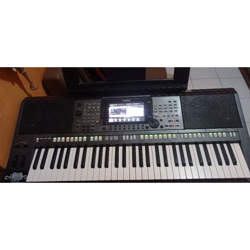 Keyboard Yamaha PSR-S770 Second (bekas pakai)