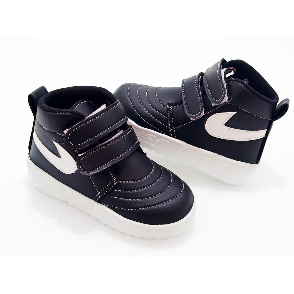 Sepatu Anak BOOTS NIKE HITAM Sepatu Baby