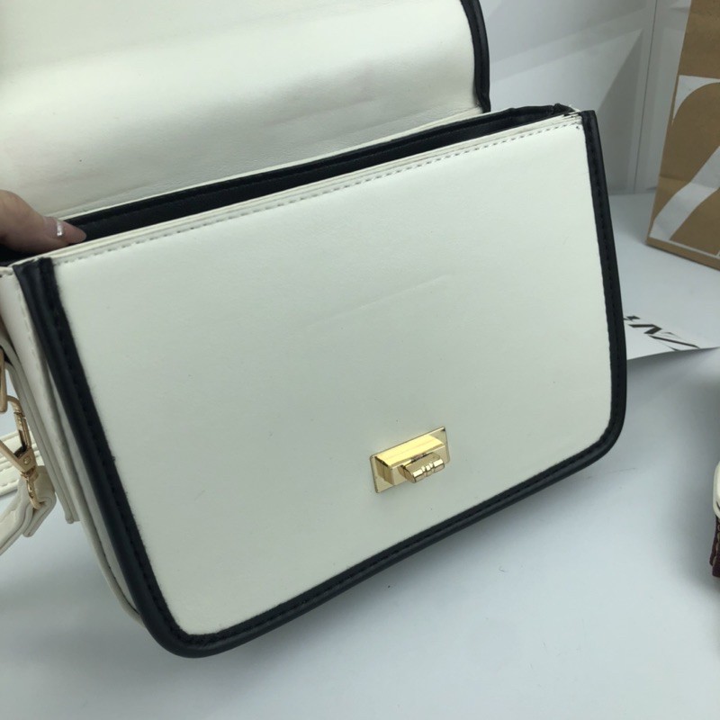 Tas Selempang Wanita Anika Bag Tas Wanita Turn Lock 2 Tali Berkualitas Import Terbaru RZ Bag