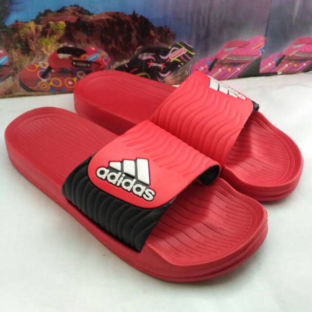 Sandal slop pria adidas