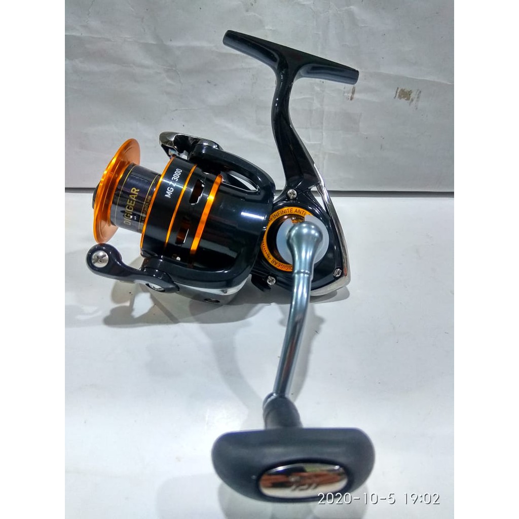 Reel Daiwa MG Z 2000/3000/4000 (5BB)