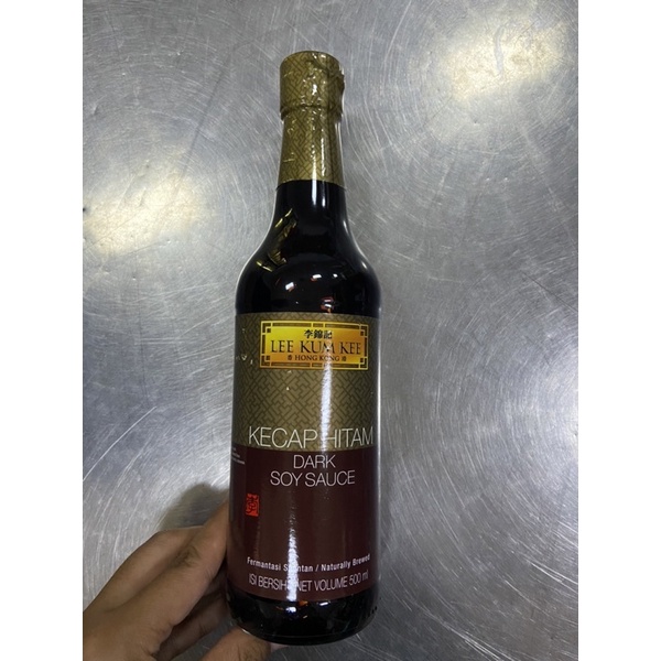 

Kecap hitam / dark soy sauce lao chou 老抽 500ml