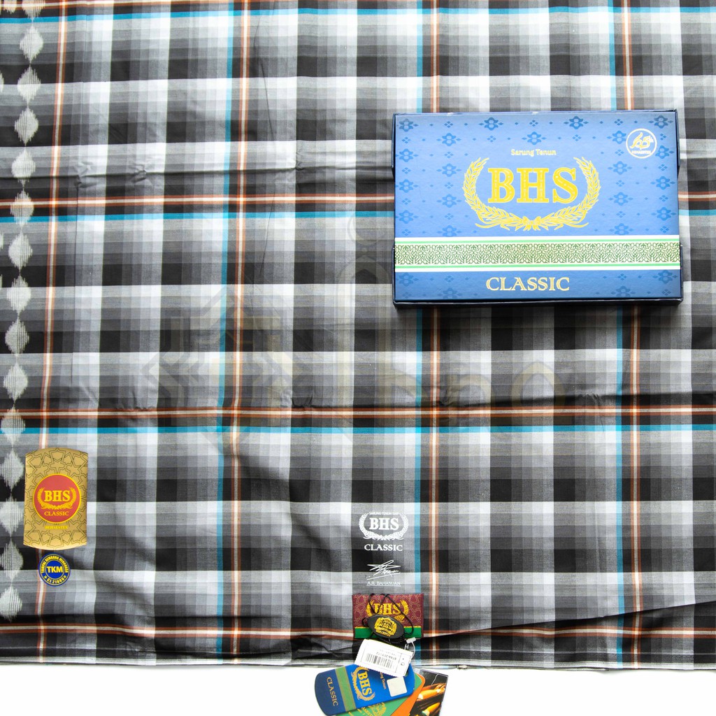 Sarung BHS Classic Gold TKM Hitam Garis Merah Biru